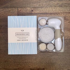 Vanity Planet || Spin for Perfect Skin Brush Set